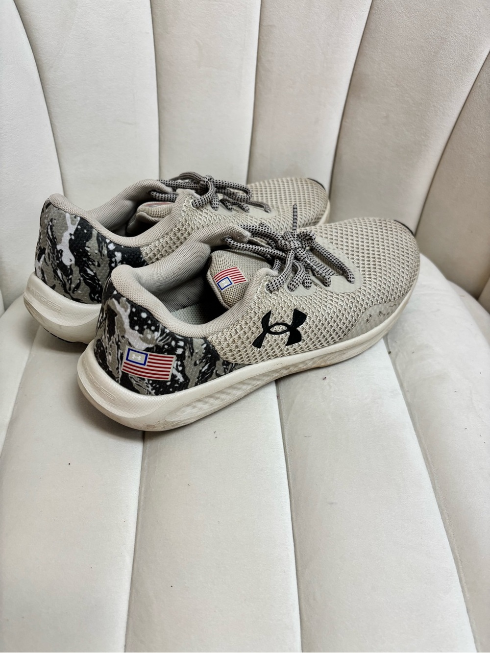 Under Armour Beige Athletic Sneakers with Black Logo and Flag Accent
